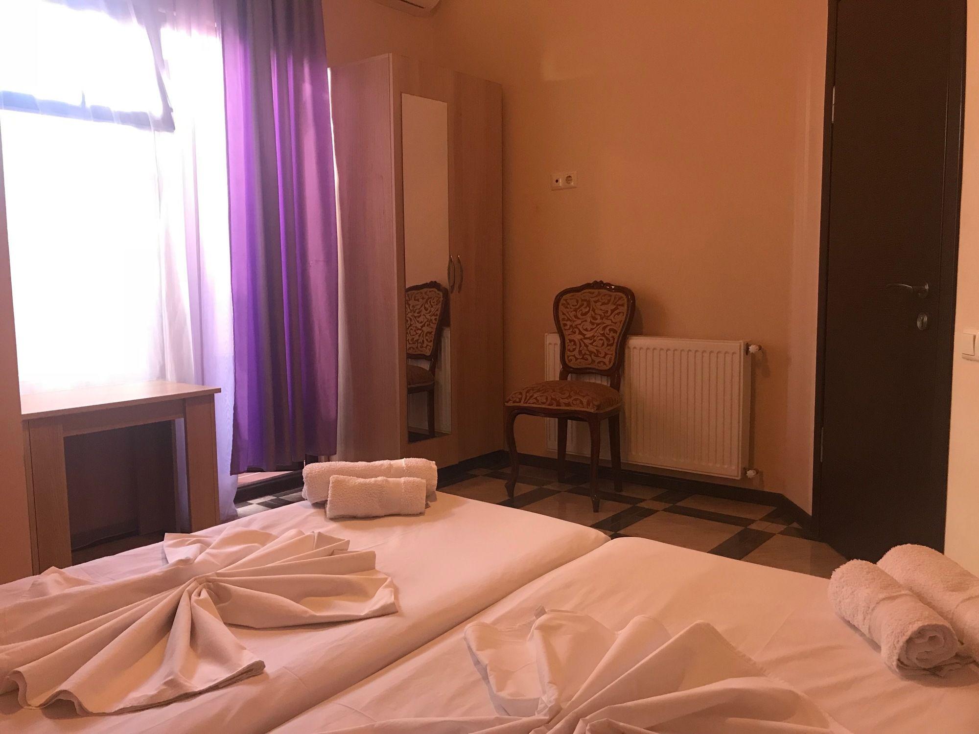 באטומי Holiday House מראה חיצוני תמונה