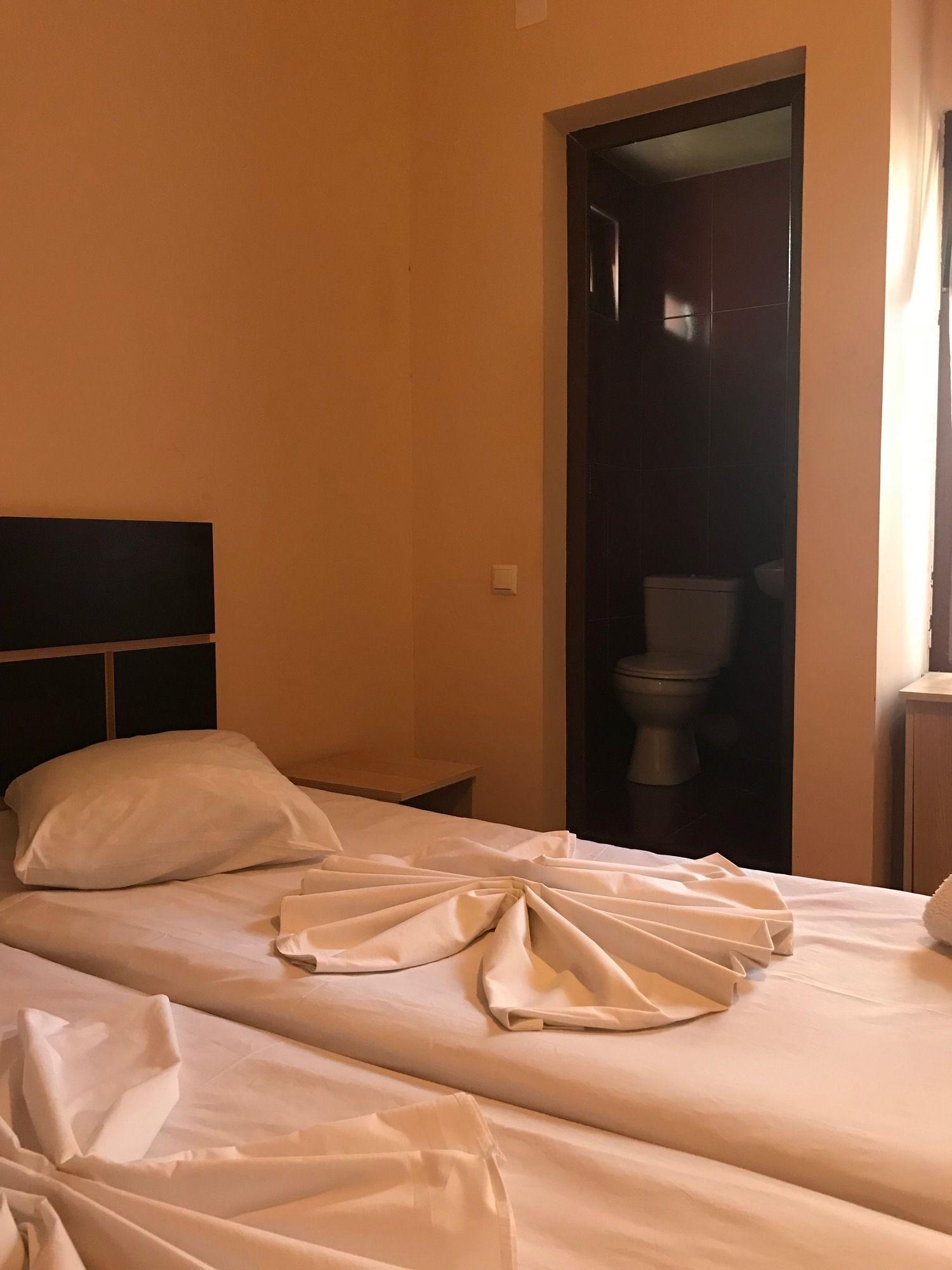 באטומי Holiday House מראה חיצוני תמונה