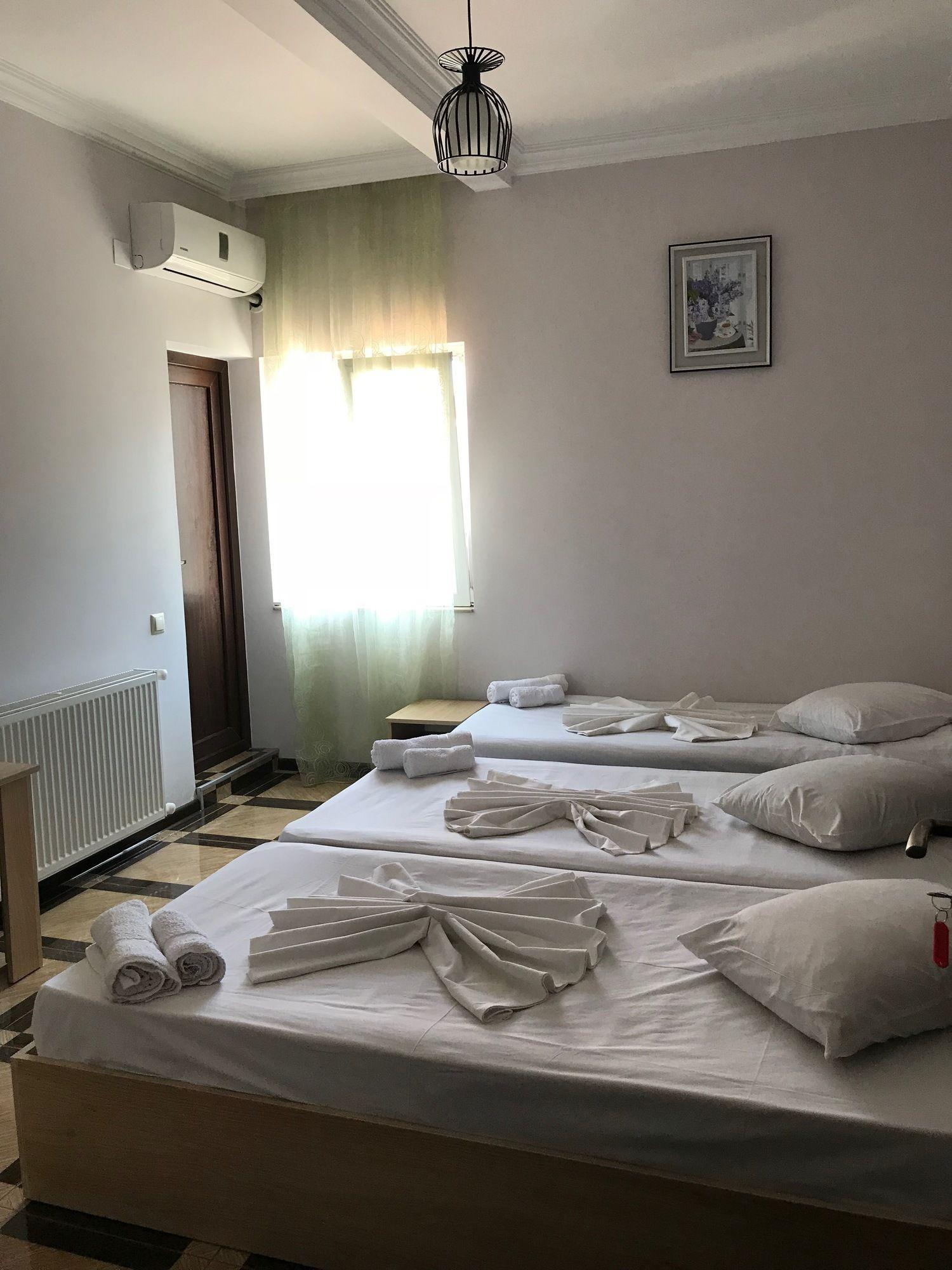 באטומי Holiday House מראה חיצוני תמונה