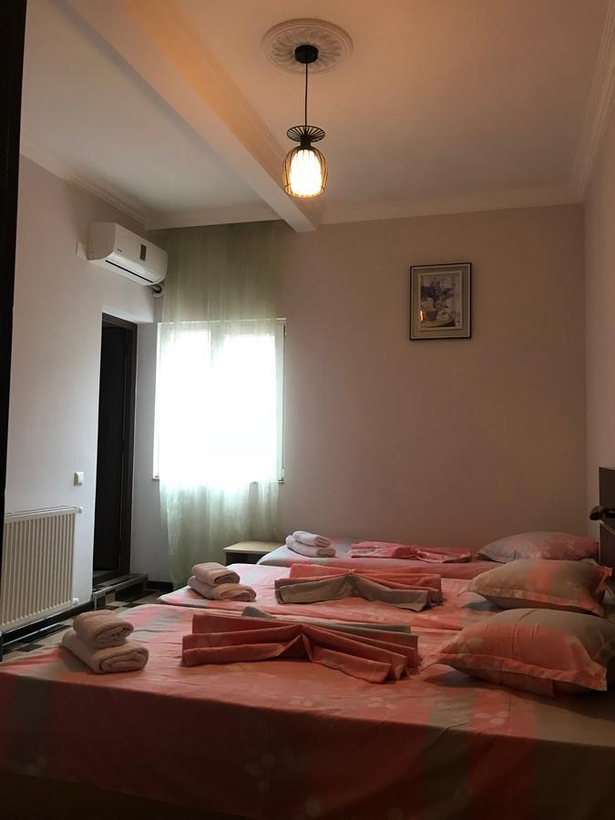 באטומי Holiday House מראה חיצוני תמונה
