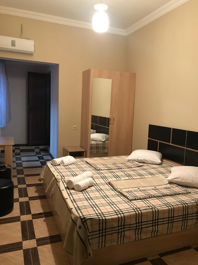 באטומי Holiday House מראה חיצוני תמונה